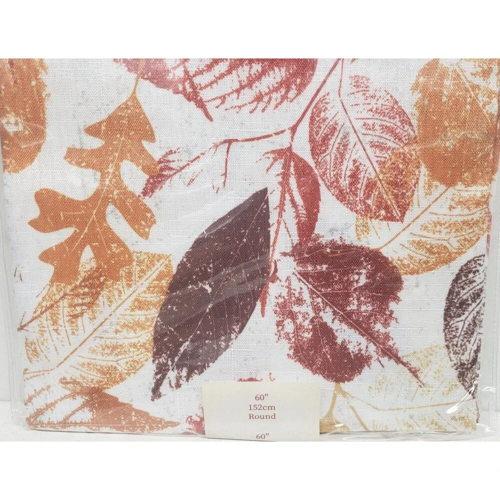 1 Printed Fabric Tablecloth, 52